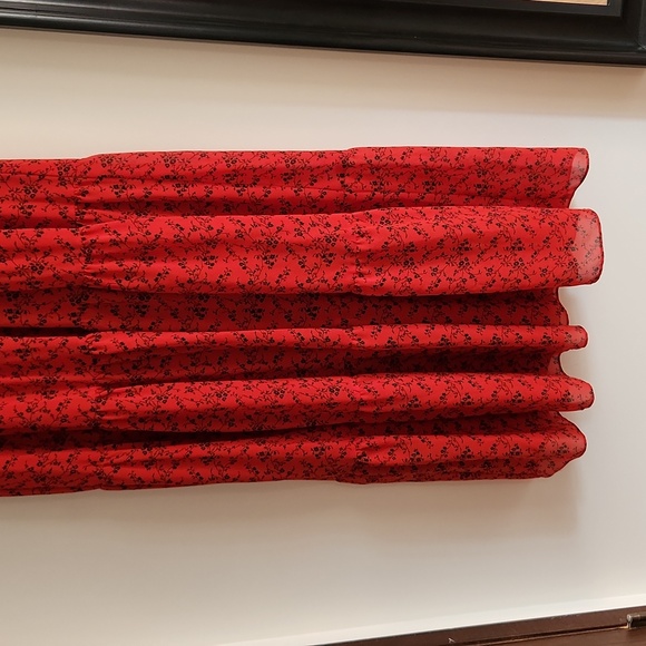 Zara Red and Black Floral Print Chiffon Dress - Picture 5 of 8